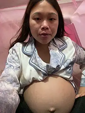 Snapshot of Emxinhka1 chatting on April 2026 03:04:02 AM Emxinhka1 online show from April 2026 03:04:02 AM