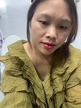 Snapshot of Emxinhka1 chatting on April 2026 05:57:01 PM Emxinhka1 online show from April 2026 05:57:01 PM