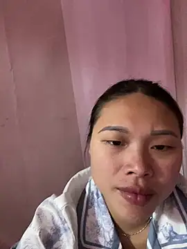 Snapshot of Emxinhka1 chatting on April 2026 11:59:01 AM Emxinhka1 online show from April 2026 11:59:01 AM