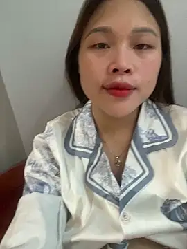 Snapshot of Emxinhka1 chatting on April 2026 10:54:01 AM Emxinhka1 online show from April 2026 10:54:01 AM