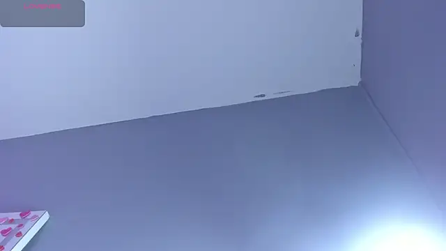 nina swaan online show from March 2026 11:27:02 AM