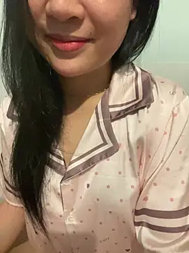 hotgirl-sexy online show from July 2026 03:05:01 PM