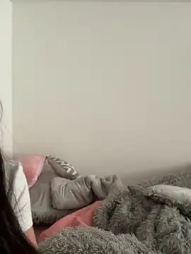 Bonny Eva online show from July 2026 04:24:01 PM
