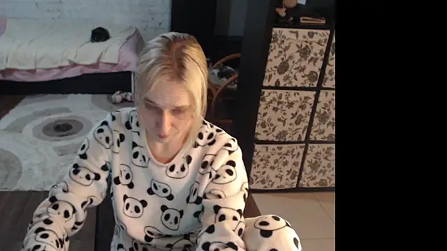 Snapshot of Your_guilty_pleasure1 chatting on February 2026 10:50:01 PM Your guilty pleasure1 online show from February 2026 10:50:01 PM