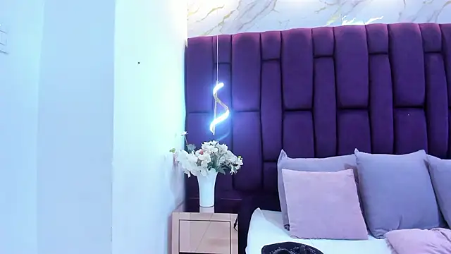 Snapshot of crystalstonee chatting on March 2026 10:16:01 PM crystalstonee online show from March 2026 10:16:01 PM