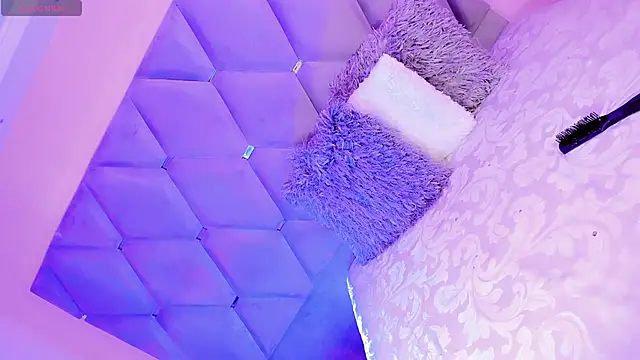 EmmaSweet23 online show from April 2026 08:03:01 PM