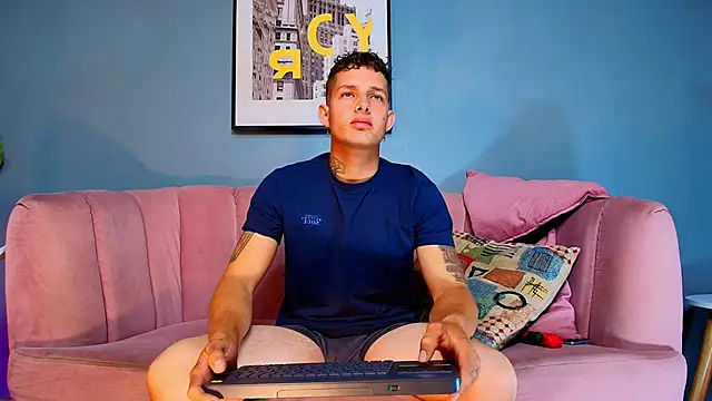  angel rivera online show from February 2026 01:04:01 AM