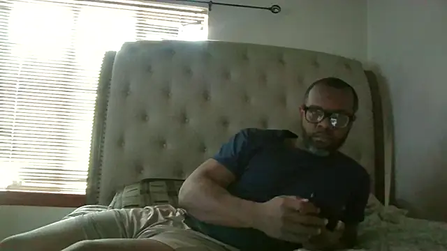 Karifrye online show from February 2026 07:12:01 PM