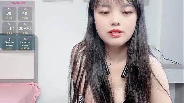 xianxian-baby online show from March 2026 07:41:01 PM