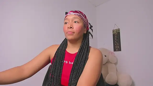 Snapshot of Nia13 chatting on March 2026 01:07:02 AM Nia13 online show from March 2026 01:07:02 AM