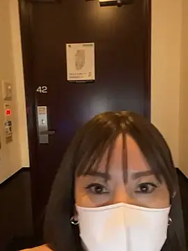 Snapshot of Mitsuco_surflady chatting on April 2026 01:34:01 PM Mitsuco surflady online show from April 2026 01:34:01 PM