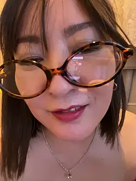 Snapshot of Mitsuco_surflady chatting on April 2026 07:58:01 PM Mitsuco surflady online show from April 2026 07:58:01 PM