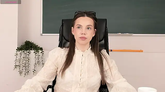 AlissaMilee online show from March 2026 03:00:02 AM