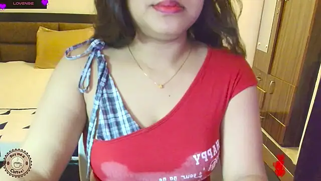 Snapshot of Yara-143 chatting on June 2026 04:27:01 PM Yara-143 online show from June 2026 04:27:01 PM