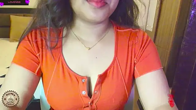 Snapshot of Yara-143 chatting on June 2026 03:35:01 PM Yara-143 online show from June 2026 03:35:01 PM