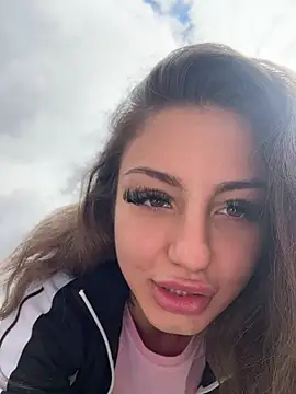 Snapshot of AnnastasiaJune chatting on April 2026 11:37:01 AM AnnastasiaJune online show from April 2026 11:37:01 AM