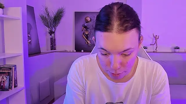 Madison dolly online show from February 2026 08:37:02 AM