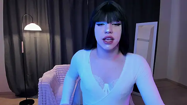 Snapshot of Madison_dolly chatting on April 2026 08:26:02 AM Madison dolly online show from April 2026 08:26:02 AM