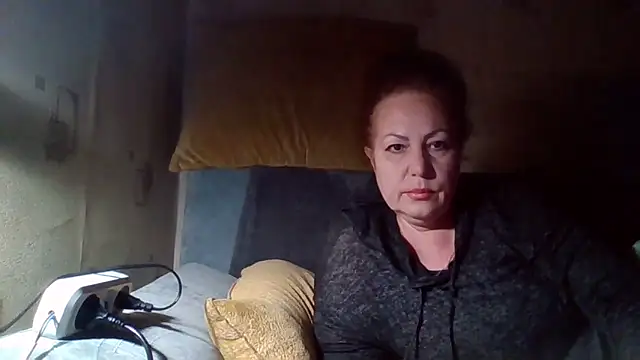 Snapshot of KrystalStyles chatting on April 2026 07:48:01 PM KrystalStyles online show from April 2026 07:48:01 PM