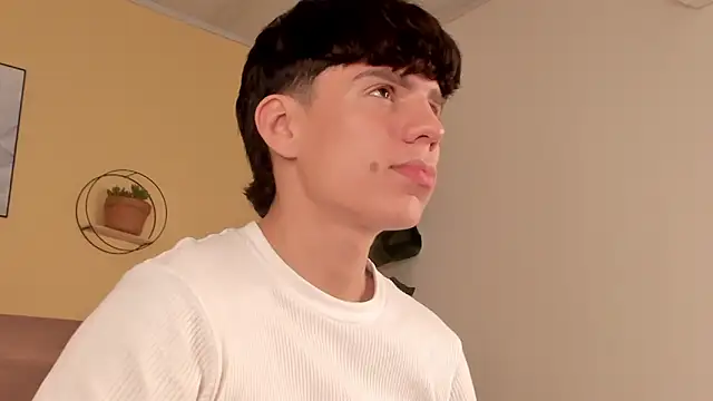 Angel eros  online show from February 2026 12:36:02 PM