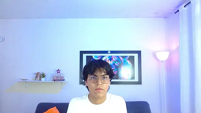 Maecum18 online show from February 2026 08:47:01 PM