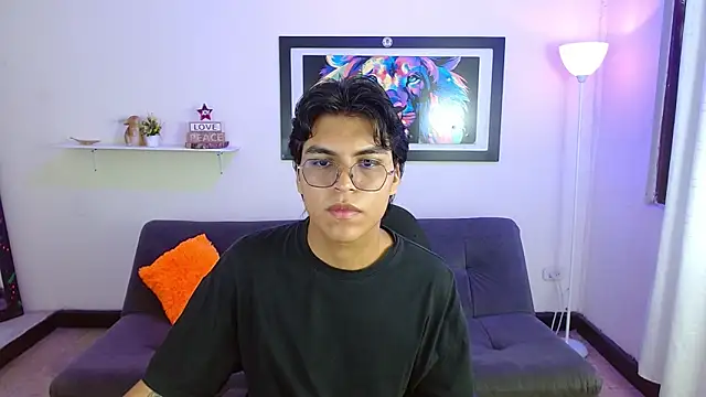 Maecum18 online show from February 2026 08:37:02 PM