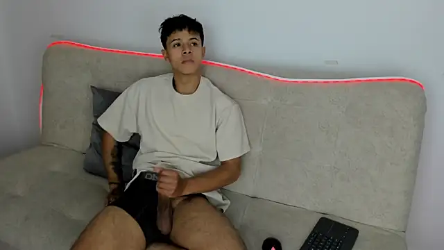  Alex Colton online show from July 2026 10:45:01 PM