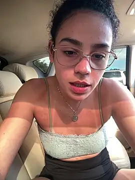 SirenStell0 online show from June 2026 05:04:01 PM