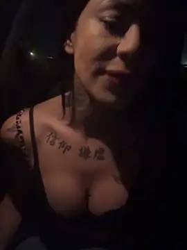 Snapshot of MelaFoxx chatting on April 2026 11:20:02 PM MelaFoxx online show from April 2026 11:20:02 PM