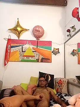 Snapshot of yoahotpetrafiery chatting on March 2026 12:47:01 AM yoahotpetrafiery online show from March 2026 12:47:01 AM