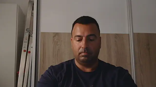 Snapshot of VanillaTime78-Jorge chatting on June 2026 08:17:02 AM VanillaTime78-Jorge online show from June 2026 08:17:02 AM