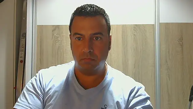 Snapshot of VanillaTime78-Jorge chatting on July 2026 05:07:01 AM VanillaTime78-Jorge online show from July 2026 05:07:01 AM