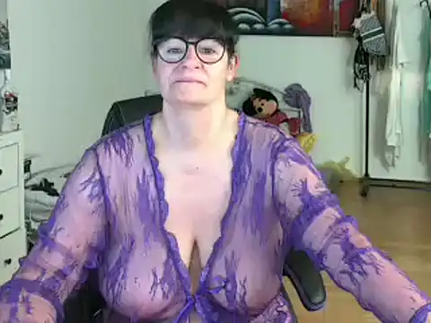 Sylly online show from January 2025 08:22:01 AM