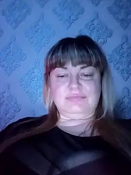 Snapshot of KristinaLowq chatting on April 2026 09:19:01 PM KristinaLowq online show from April 2026 09:19:01 PM