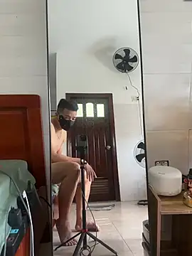 Snapshot of 9Dragon9 chatting on April 2026 08:12:01 AM 9Dragon9 online show from April 2026 08:12:01 AM