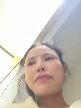 Snapshot of wang1472581 chatting on March 2026 09:32:02 PM wang1472581 online show from March 2026 09:32:02 PM