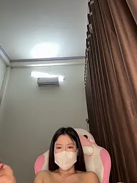 Snapshot of wang1472581 chatting on March 2026 03:04:01 PM wang1472581 online show from March 2026 03:04:01 PM