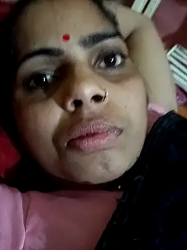 Priyakoli4568 online show from February 2026 03:32:01 PM