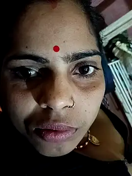 Priyakoli4568 online show from February 2026 05:10:01 PM