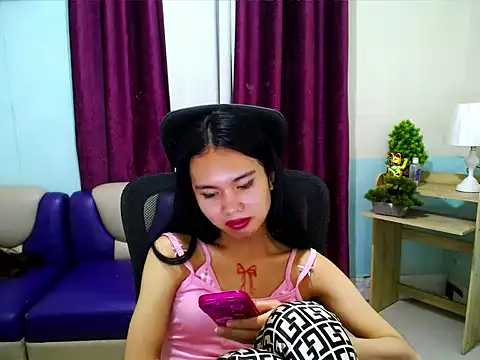 Snapshot of devine_goddess chatting on May 2026 11:29:02 AM devine goddess online show from May 2026 11:29:02 AM