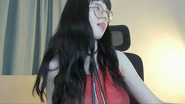 CosmicGleam online show from April 2026 09:09:02 PM