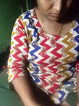 Snapshot of Romantic-Couple999 chatting on March 2026 09:10:01 PM Romantic-Couple999 online show from March 2026 09:10:01 PM