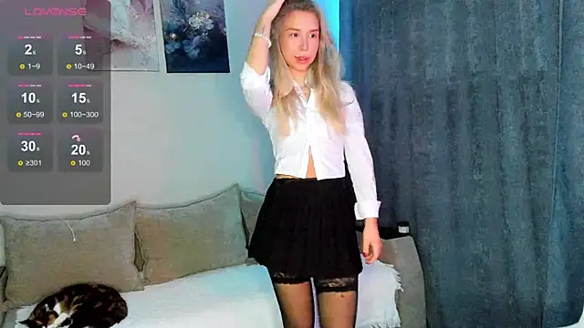 Elysia kiss online show from March 2026 03:12:01 AM