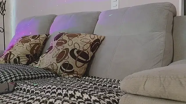 Snapshot of verodeli chatting on December 2024 08:44:01 PM verodeli online show from December 2024 08:44:01 PM