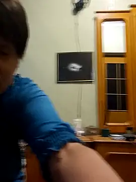 Snapshot of IrchykLove chatting on April 2026 06:16:02 PM IrchykLove online show from April 2026 06:16:02 PM