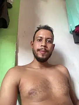 Snapshot of alrricmo chatting on March 2026 04:25:01 PM alrricmo online show from March 2026 04:25:01 PM