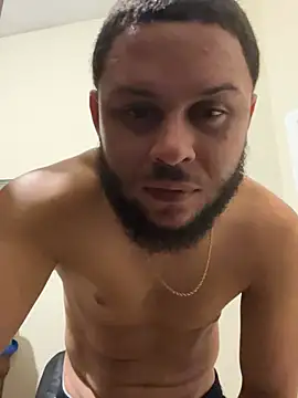Snapshot of Tu_PaPi_Favorito chatting on July 2026 03:54:02 AM Tu PaPi Favorito online show from July 2026 03:54:02 AM