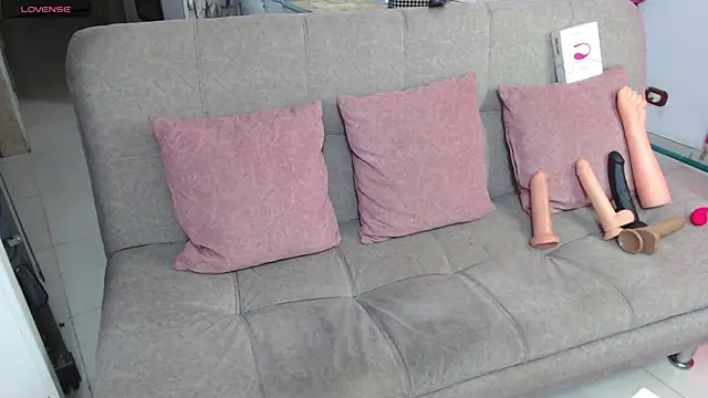 Snapshot of HannaRodri chatting on April 2026 09:09:02 PM HannaRodri online show from April 2026 09:09:02 PM