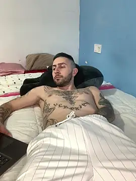 robeertiito online show from March 2026 04:10:01 PM