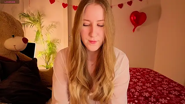 CassieReborn online show from February 2026 03:42:02 PM